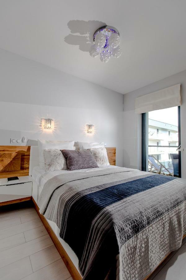 Apartament Diamentowy Gardenia Dziwnow Z Widokiem Na Morze Epapartamenty Exteriör bild