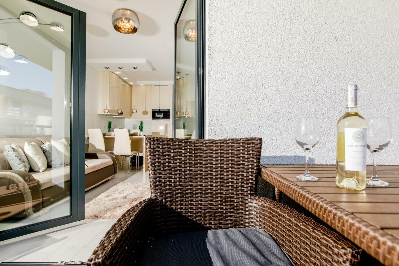 Apartament Diamentowy Gardenia Dziwnow Z Widokiem Na Morze Epapartamenty Exteriör bild